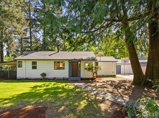 13718 27th Ave NE, Seattle, WA 98125