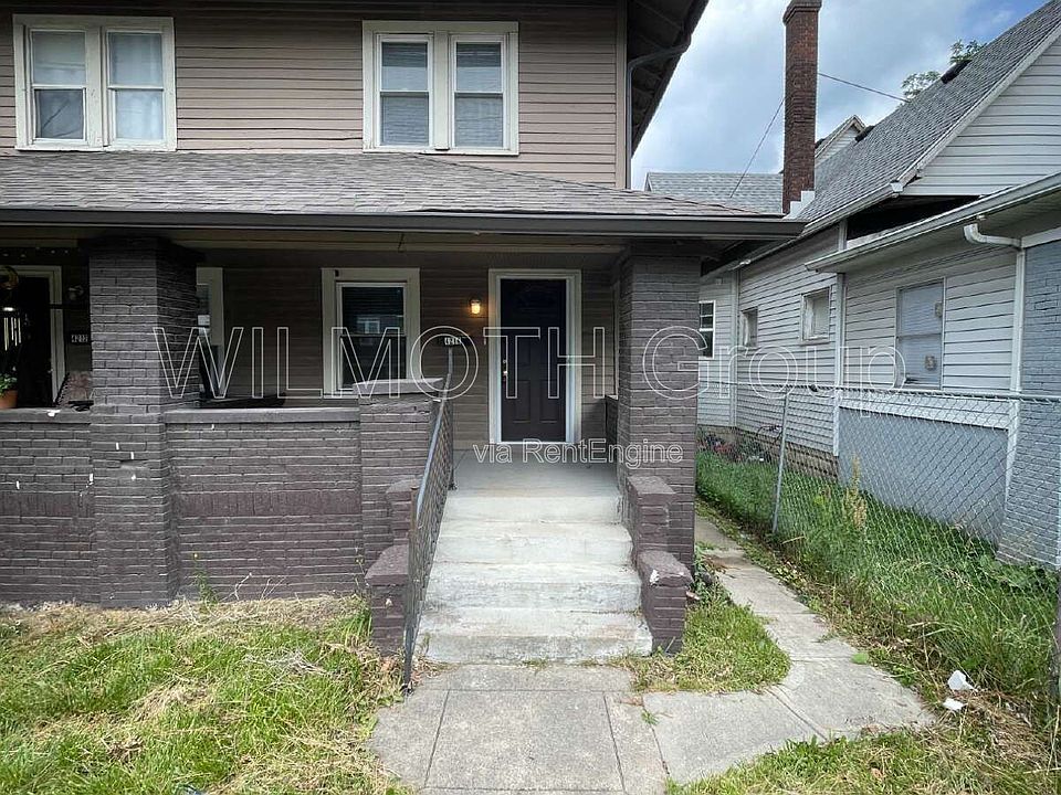 1st image of 4214 E Washington St