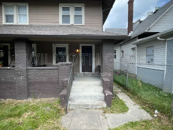 4214 E Washington St, Indianapolis, IN 46201