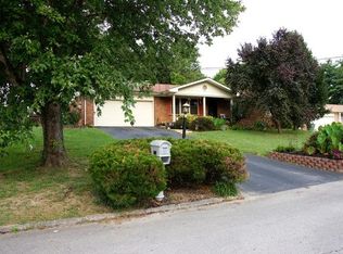 3704 Chief Vann Rd, Chattanooga, TN 37406