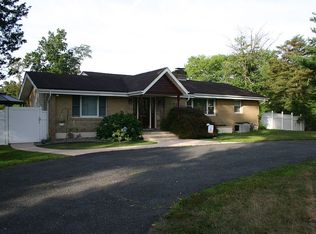 71 Strickland Rd, Freehold, NJ 07728