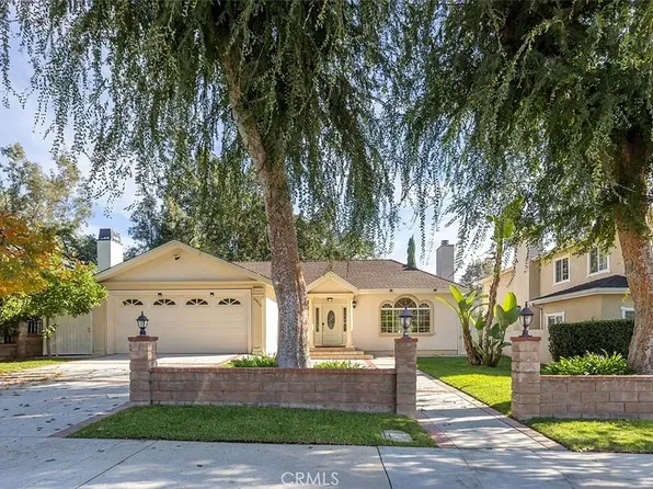 4926 Crown Ave, La Canada Flintridge, CA 91011