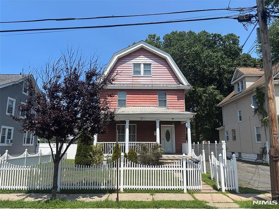 1st image of 137 Morse Pl
