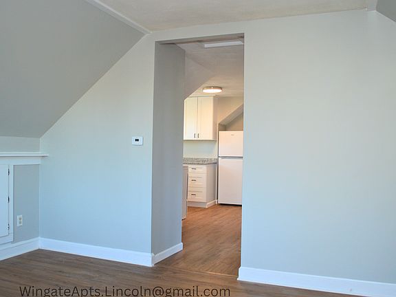 3rd image of 3-20 Livingston St #3