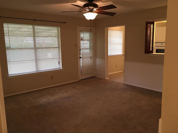4th image of 511 Cambridge Dr