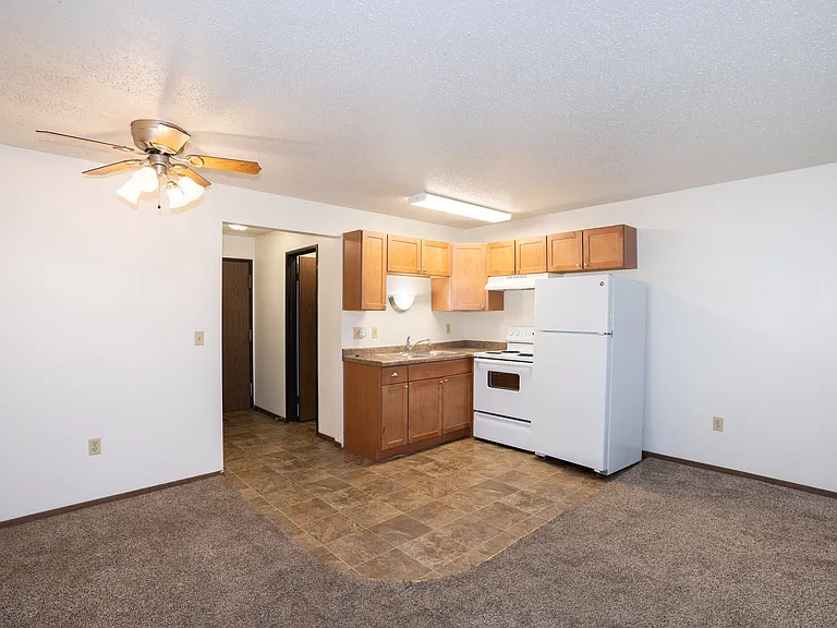 Fargo, ND Pacific Park 2 | 01B | Kitchen