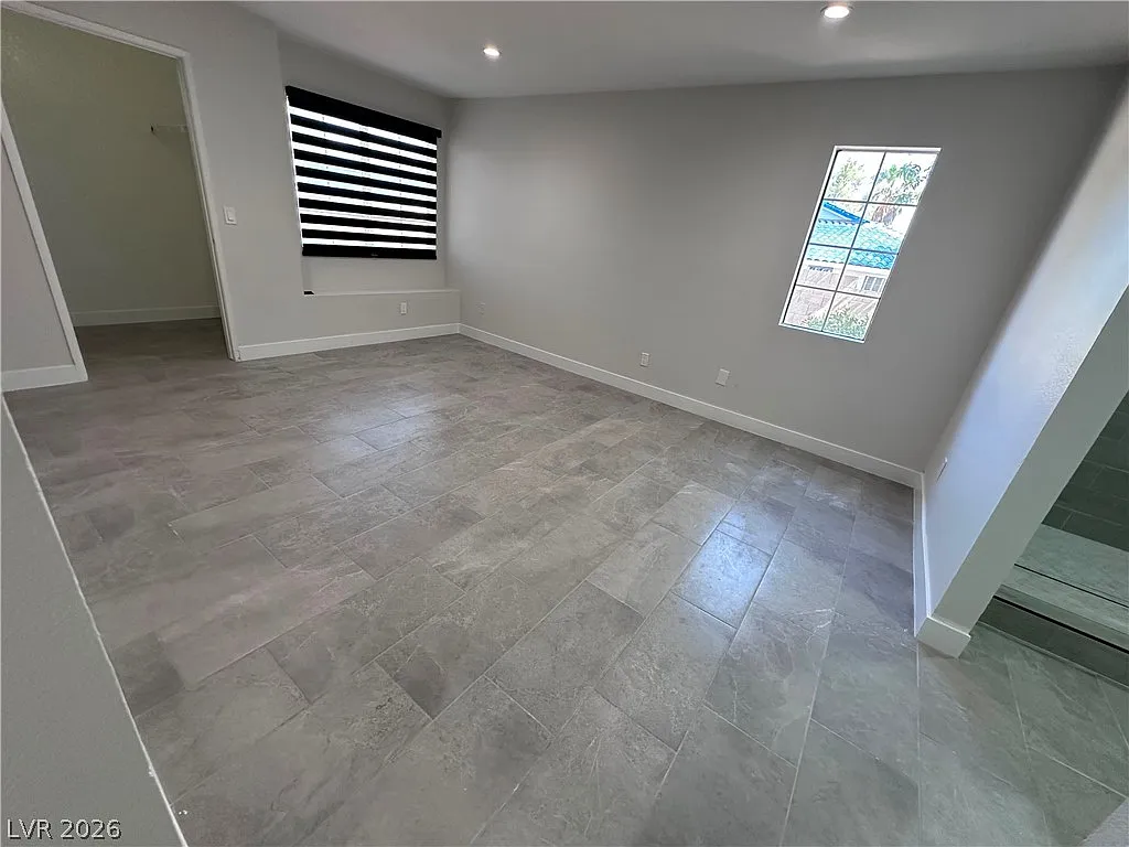 2 bed, 2.0 bath, 1064 sqft, $1,350 — Photo 4