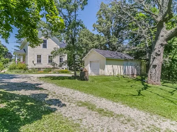 8001 160th Ave, Bristol, WI 53104