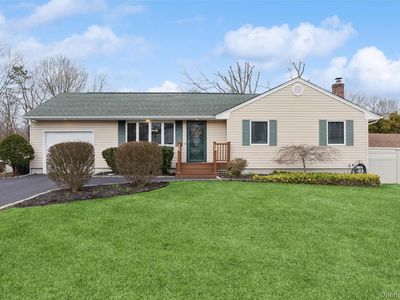 140 Oak Street, Medford, NY, 11763