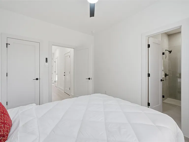 5505 Hershe St — Photo 16