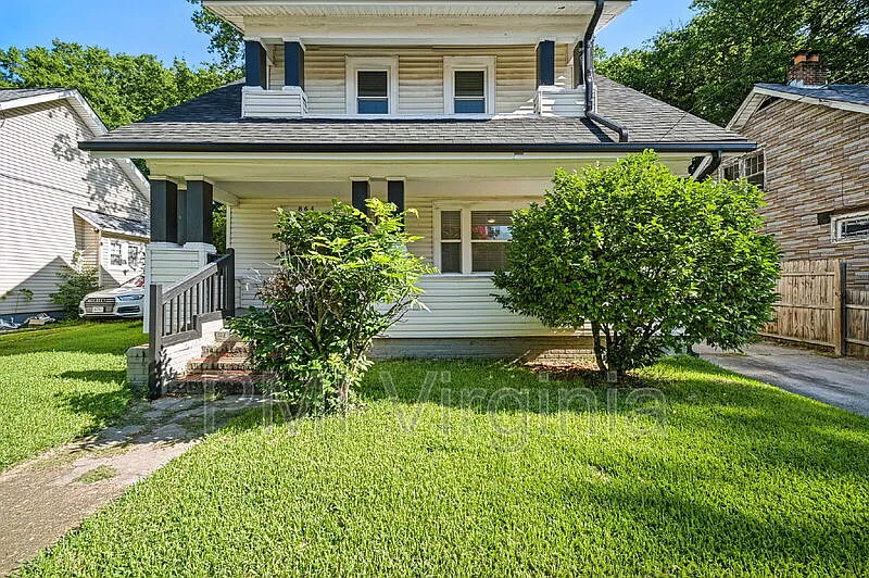 4 bed, 2.0 bath, 1560 sqft, $2,375 — Photo 3