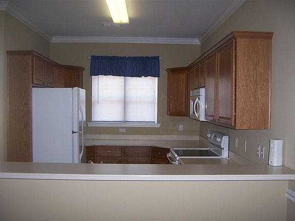 3rd image of 59 Fair Way