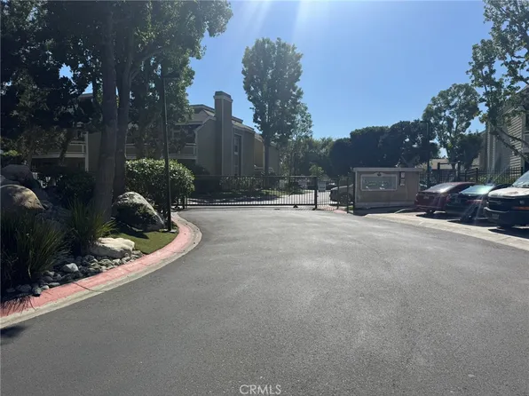 3690 S Bear St Unit J, Santa Ana, CA 92704