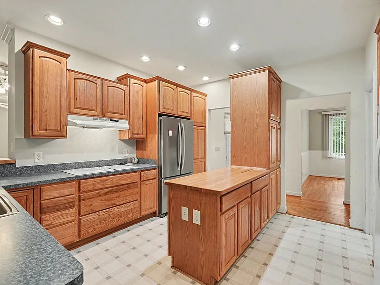 10 Piper Pl — Photo 14