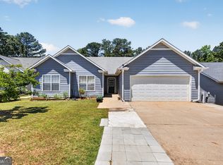 105 Prestwyck Oak Pl, Lawrenceville, GA 30043