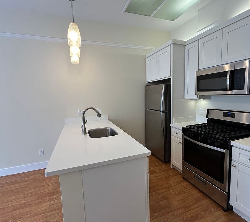 1st image of 1821 Polk St APT 2