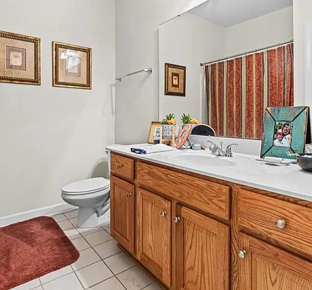 127 Ballard Ln — Photo 11