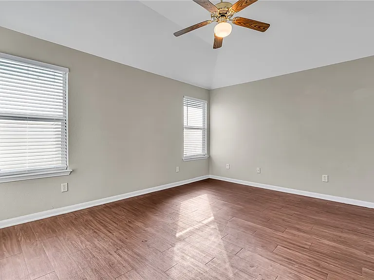 3715 Westfield Dr — Photo 9