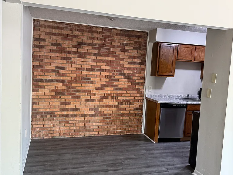 47109 Jefferson Ave #3 — Photo 3