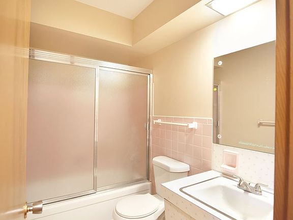 5th image of 5619 N Meadows Blvd