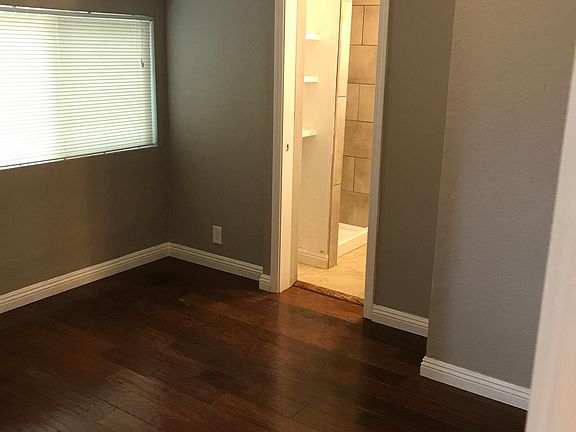 3rd image of 426 4th St APT 3