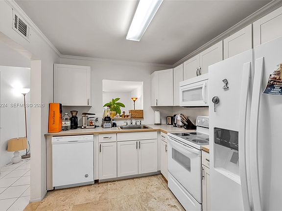 2nd image of 1020 Meridian Ave APT 715