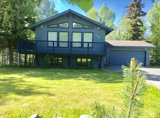 10230 Crest View Ln, Eagle River, AK 99577