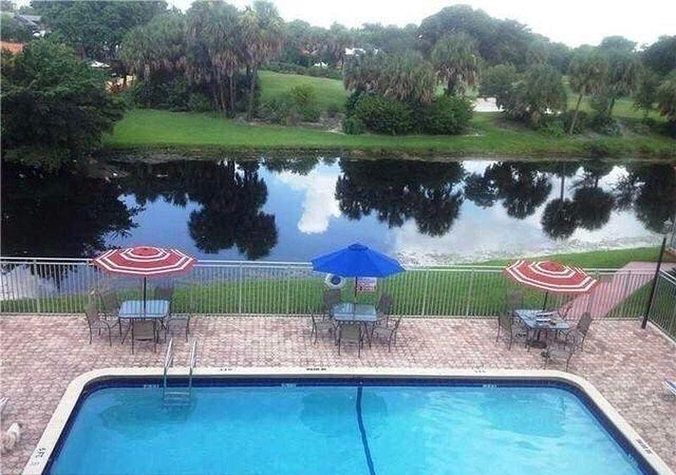 out door pool