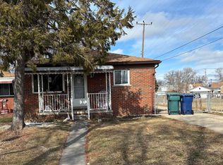 942 Farnham Ave, Lincoln Park, MI 48146