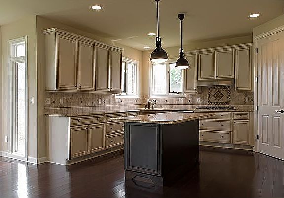 3rd image of 44243 Cypress Point Dr