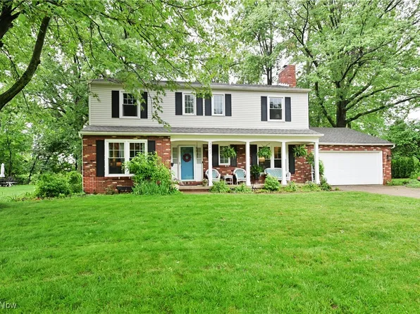 32702 Carriage Ln, Avon Lake, OH 44012