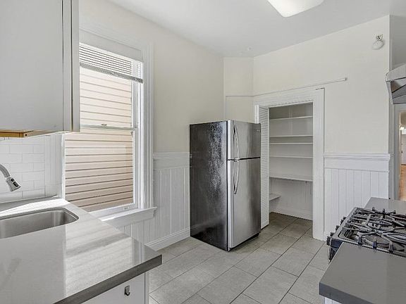 3rd image of 3654 20th St #A