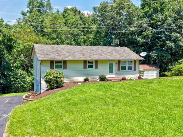 1548 Gallimore St, Christiansburg, VA 24073