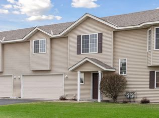 2028 Brittany Ct, Shakopee, MN 55379