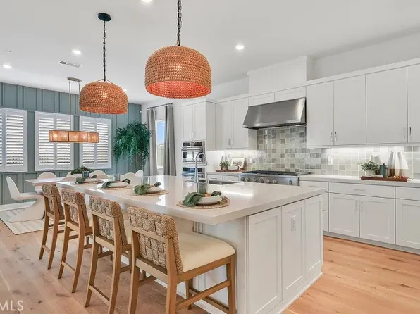 24378 Corte Parillada, Santa Clarita, CA 91354