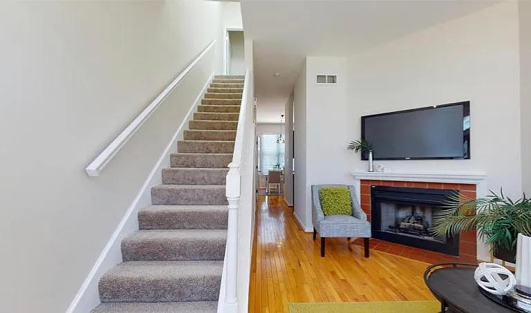 2321 Rutger St #E — Photo 18