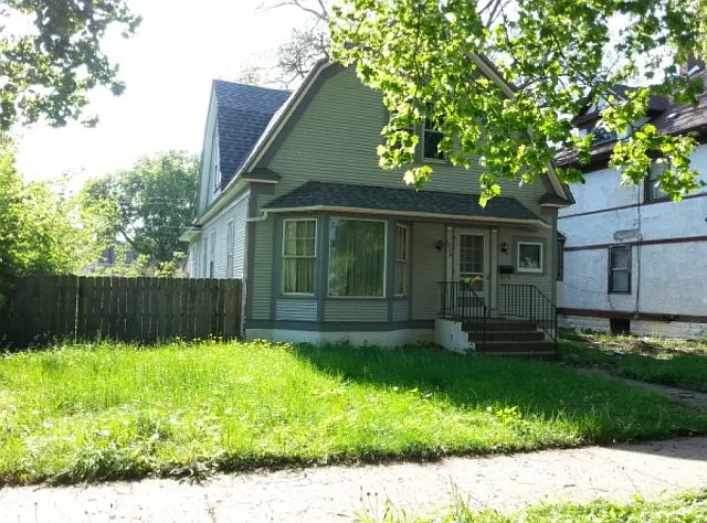 1220 16th St photo 1