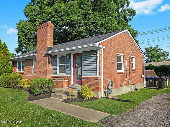 3rd image of 2728 Shannon Dr