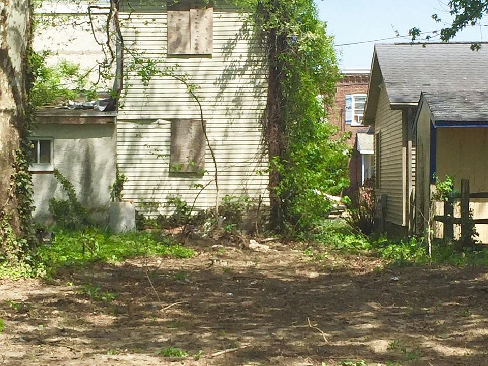 2nd image of 1108 Central Ave