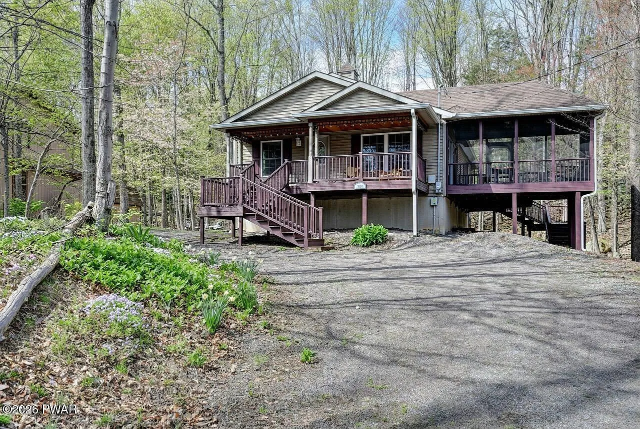 30 Woodview Ter photo 1