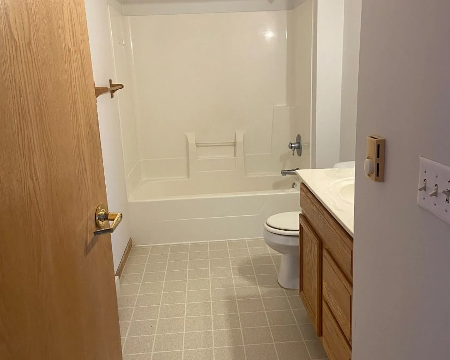 Sunset View Apartments — Photo 3