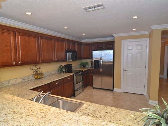 2nd image of 225 W Seminole Blvd