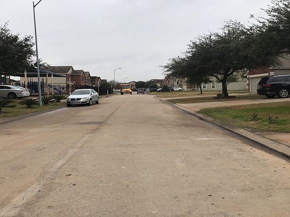 4th image of 20823 Clay Landing Ln