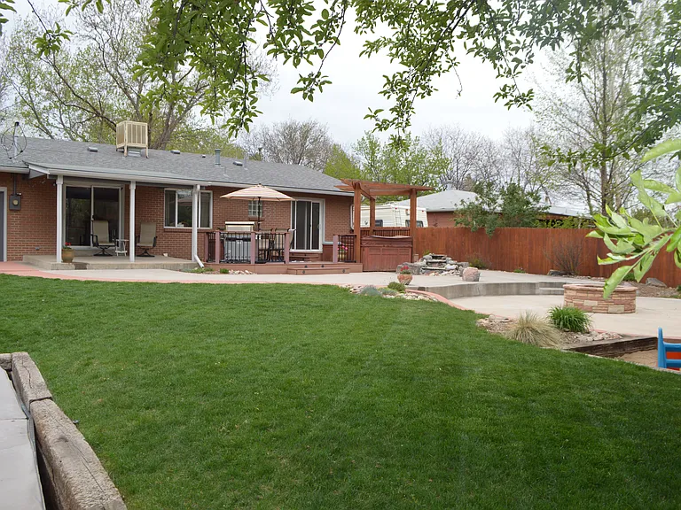 452 S Union Blvd — Photo 2