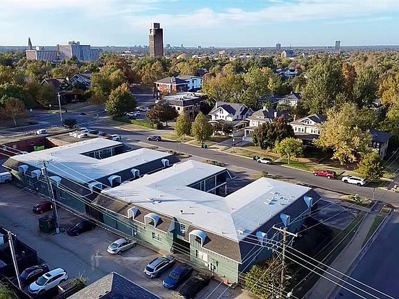 3rd image of 710 NW 17th St