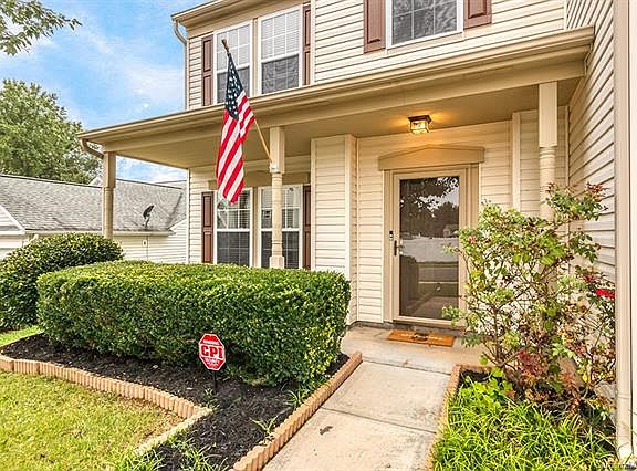 3rd image of 6013 Shamrock Green Dr