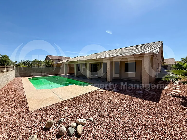16149 N 163rd Dr — Photo 5