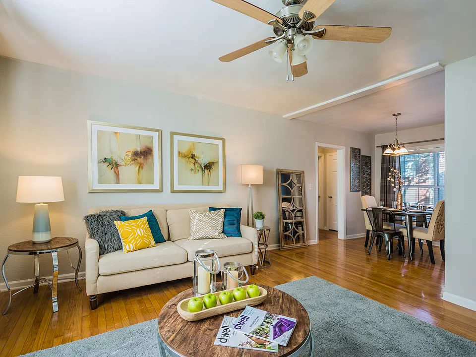 Crestwood Place Apartments