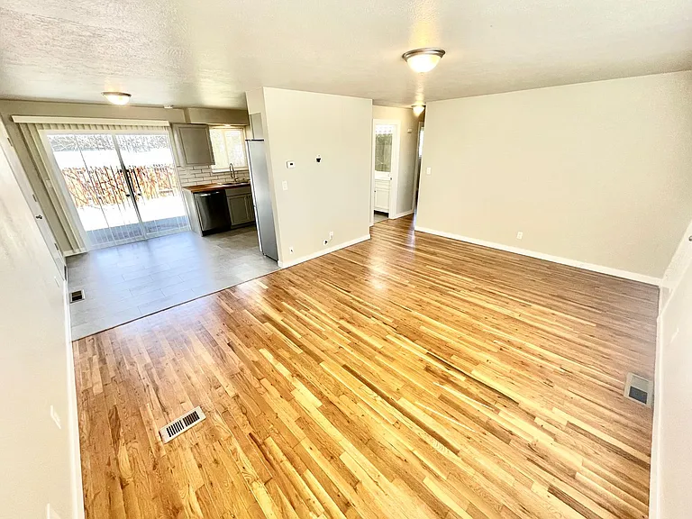 605 Saint Francis St — Photo 3