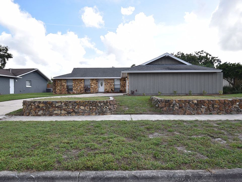 1st image of 1217 Rosemary Dr